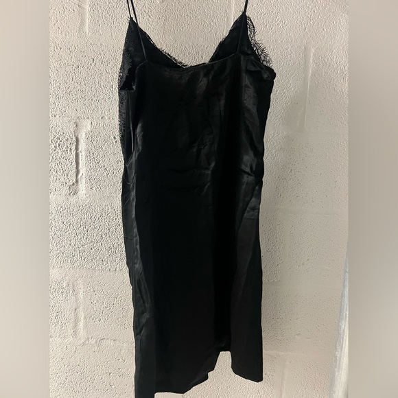 🔥🔥Zara satin effect lace dress - Picture 9 of 13